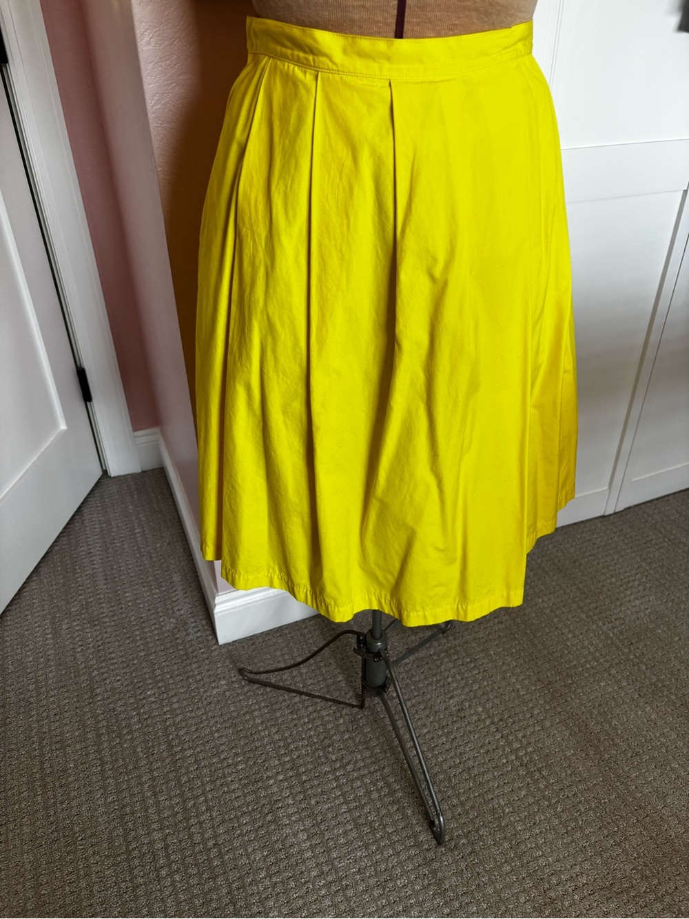 Liz Claiborne Bright Yellow Skirt